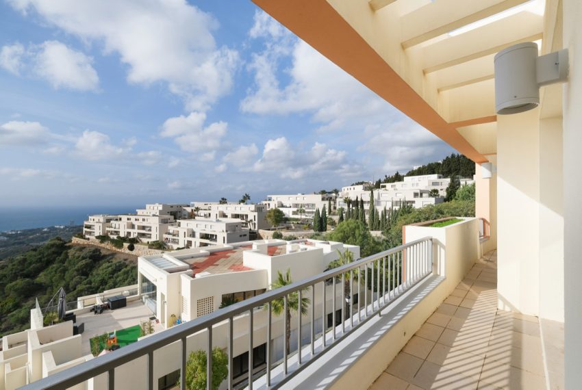 R4002196-Apartment-For-Sale-Altos-de-los-Monteros-Penthouse-3-Beds-132-Built-1