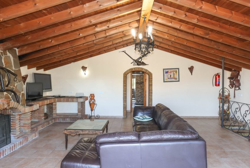 R4015246-Villa-For-Sale-Guaro-Detached-4-Beds-160-Built-16