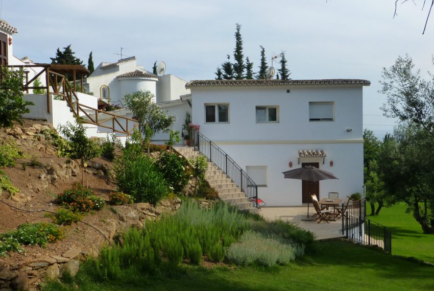 R4019293-Villa-For-Sale-El-Rosario-Detached-4-Beds-334-Built