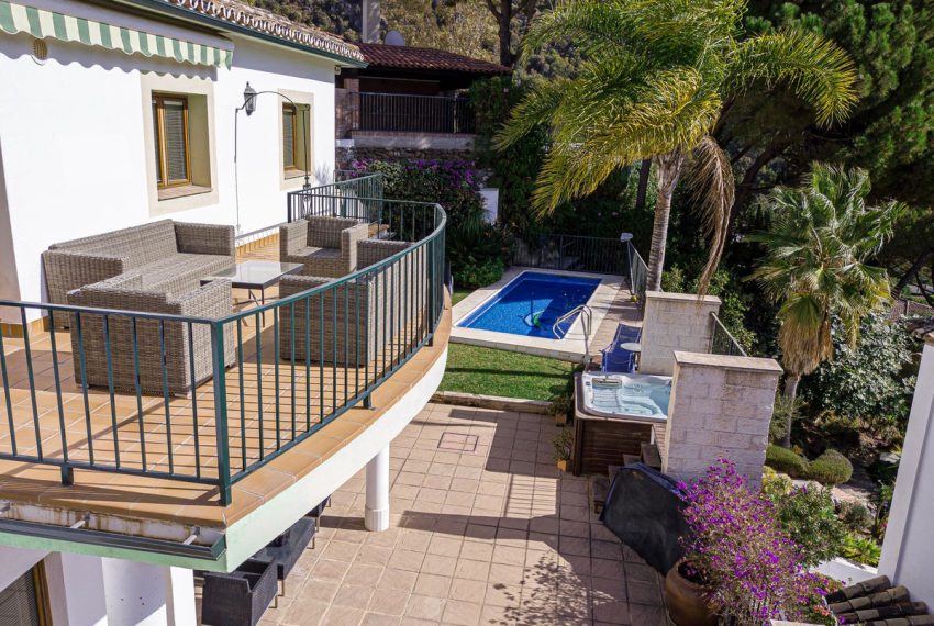 R4184896-Villa-For-Sale-Benahavis-Detached-5-Beds-241-Built-3