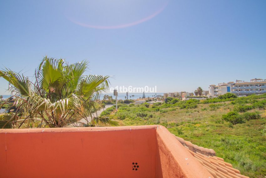 R4345420-Apartment-For-Sale-Estepona-Penthouse-6-Beds-216-Built-10