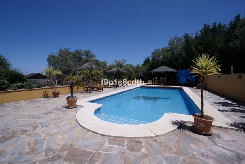 R4364890-Villa-For-Sale-Monda-Detached-5-Beds-488-Built-4