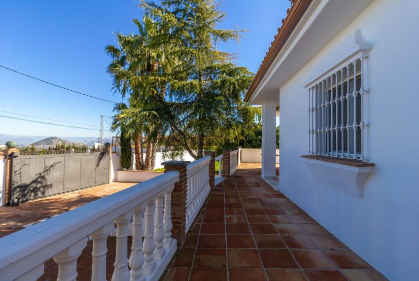 R4397680-Villa-For-Sale-Coin-Detached-4-Beds-130-Built-17