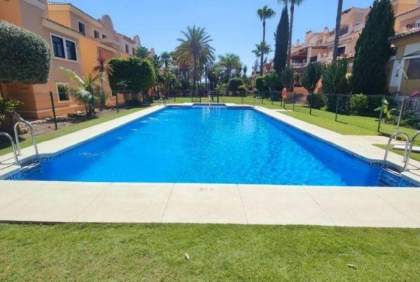 R4419976-Apartment-For-Sale-San-Pedro-de-Alcantara-Middle-Floor-3-Beds-228-Built-3