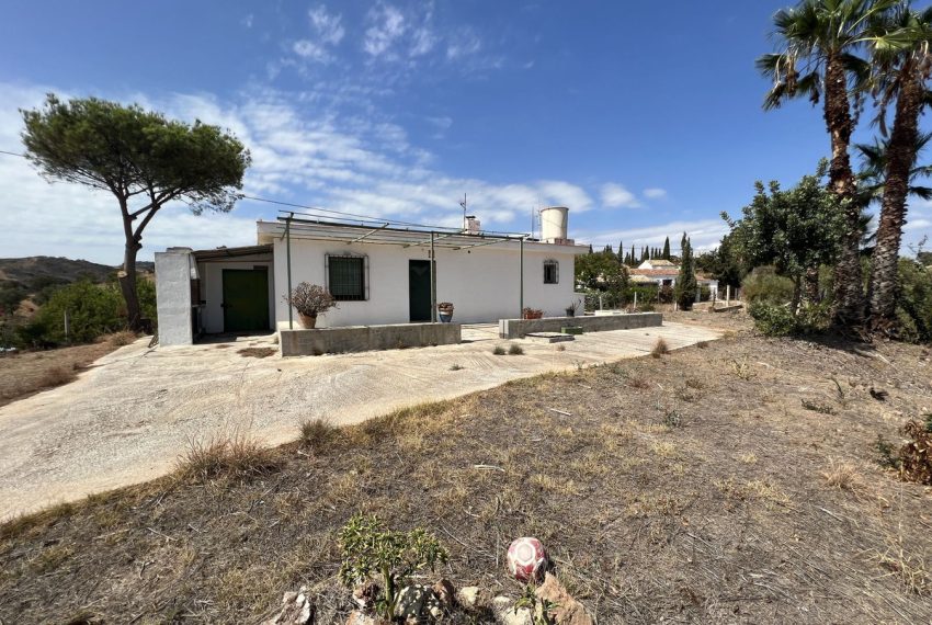 R4422691-Villa-For-Sale-La-Cala-de-Mijas-Finca-1-Beds-50-Built-1