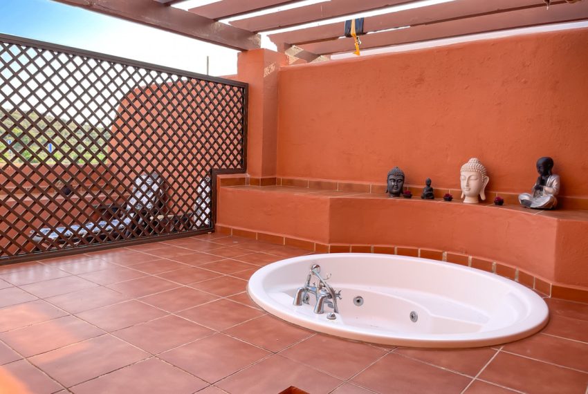 R4452856-Apartment-For-Sale-Estepona-Penthouse-3-Beds-131-Built-9