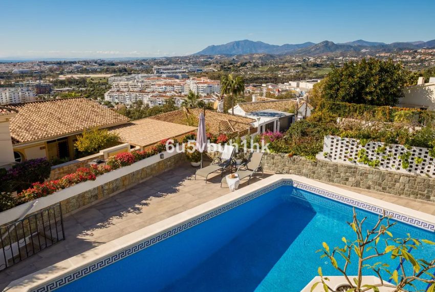 R4544749-Villa-For-Sale-Nueva-Andalucia-Detached-4-Beds-567-Built-19