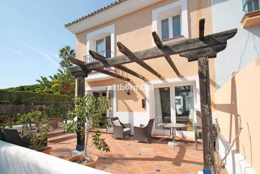 R4554895-Townhouse-For-Sale-Nueva-Andalucia-Terraced-3-Beds-166-Built-12