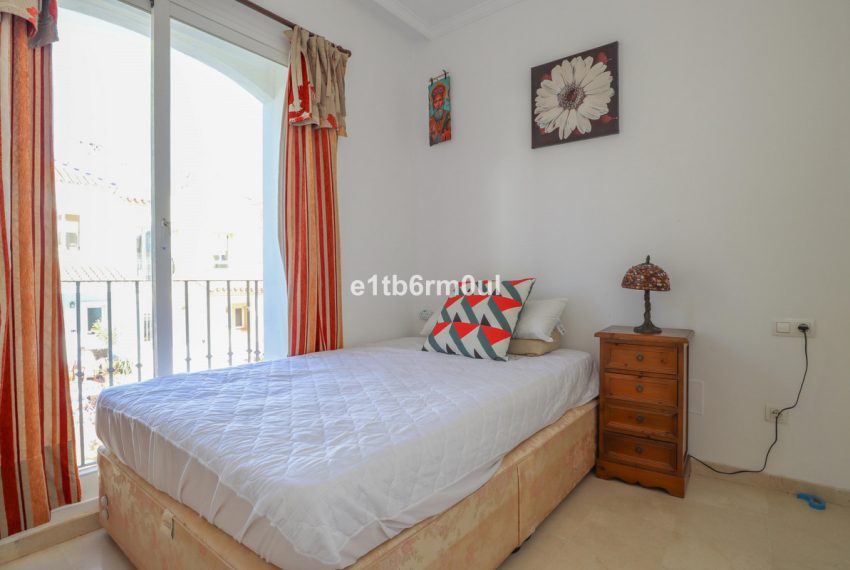 R4554895-Townhouse-For-Sale-Nueva-Andalucia-Terraced-3-Beds-166-Built-17