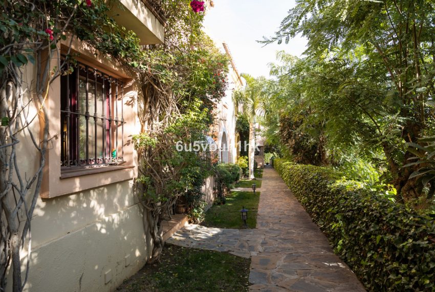 R4588735-Townhouse-For-Sale-Marbella-Terraced-3-Beds-188-Built-15