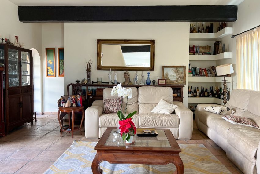 R4597402-Villa-For-Sale-Estepona-Detached-4-Beds-165-Built-11