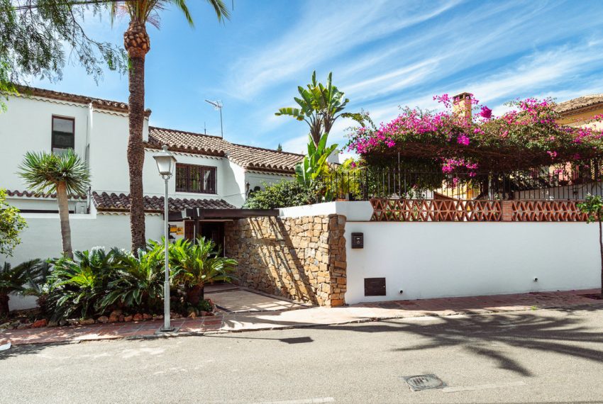 R4639231-Villa-For-Sale-Marbella-Detached-5-Beds-376-Built-11