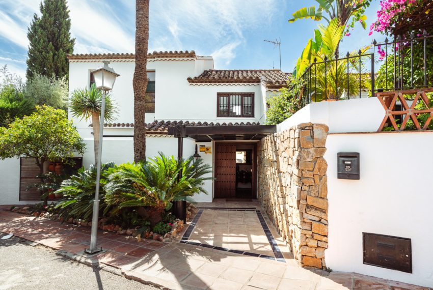 R4639231-Villa-For-Sale-Marbella-Detached-5-Beds-376-Built-5