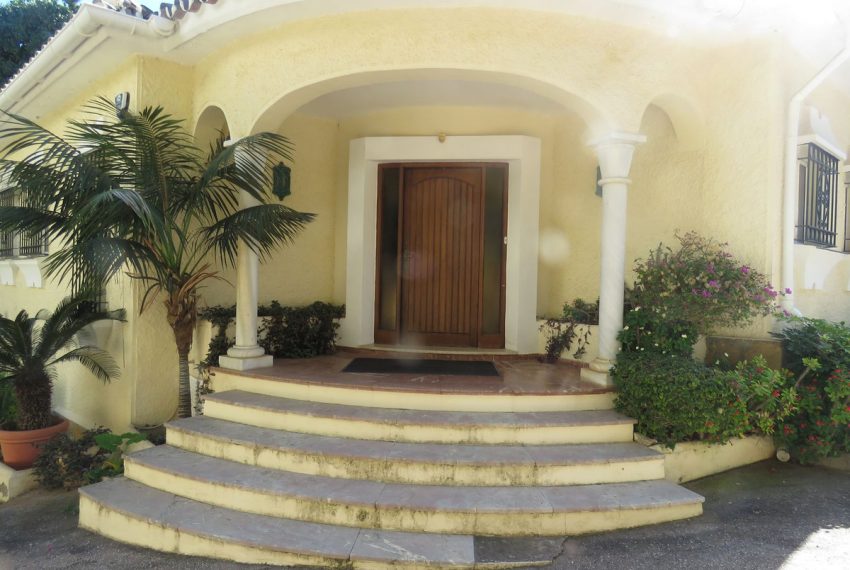 R4652194-Villa-For-Sale-El-Paraiso-Detached-4-Beds-350-Built-10