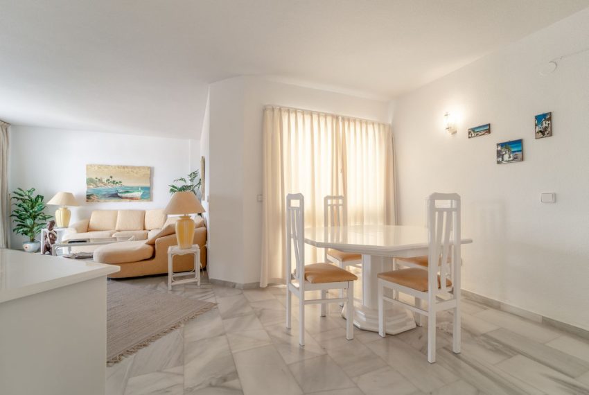 R4744903-Apartment-For-Sale-Calahonda-Penthouse-2-Beds-74-Built-4