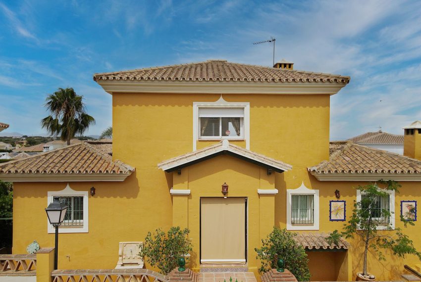 R4745038-Villa-For-Sale-Coin-Detached-4-Beds-304-Built