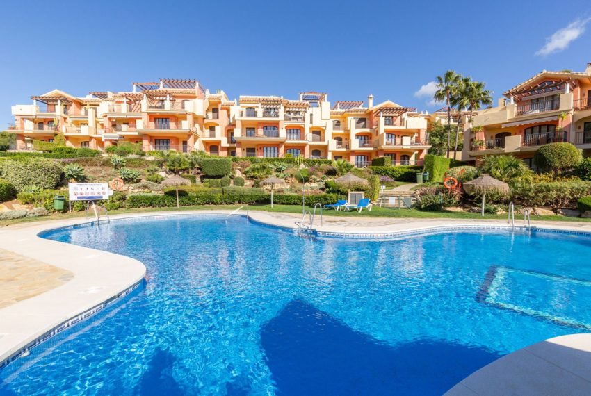 R4751023-Apartment-For-Sale-Los-Arqueros-Penthouse-Duplex-2-Beds-82-Built-11