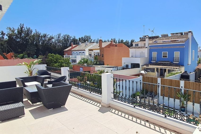 R4770493-Villa-For-Sale-La-Campana-Detached-4-Beds-300-Built-15