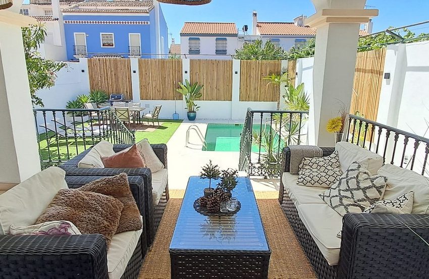 R4770493-Villa-For-Sale-La-Campana-Detached-4-Beds-300-Built-8