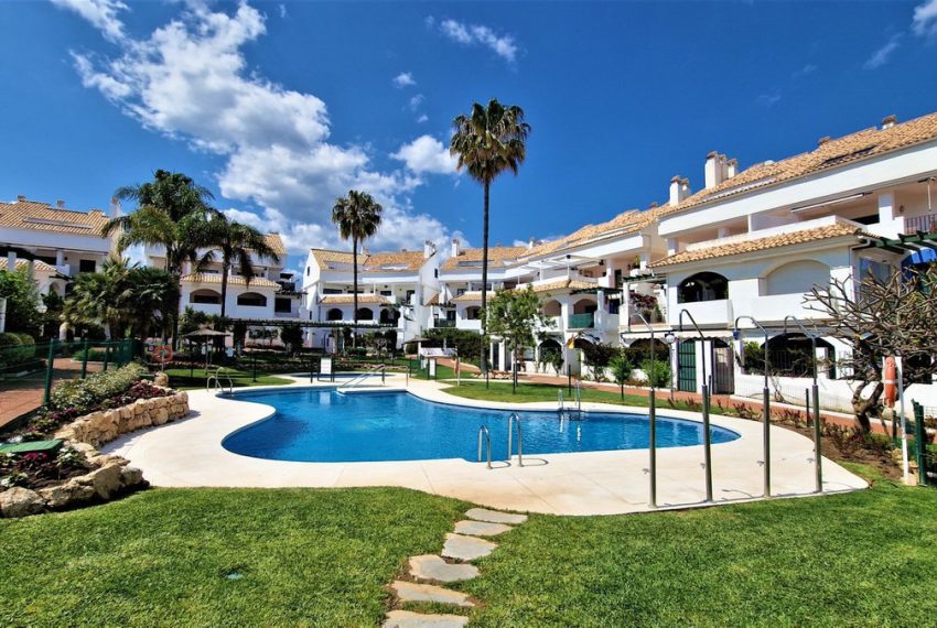 R4777594-Apartment-For-Sale-San-Pedro-de-Alcantara-Ground-Floor-2-Beds-70-Built