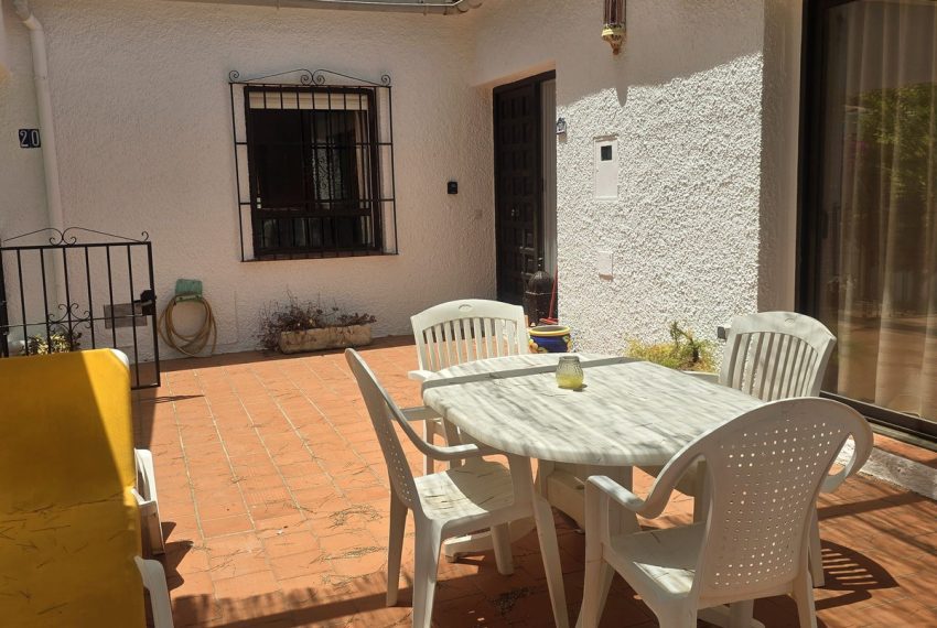 R4786126-Villa-For-Sale-Calahonda-Detached-2-Beds-72-Built-12