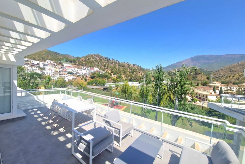 R4788391-Apartment-For-Sale-Benahavis-Penthouse-3-Beds-140-Built