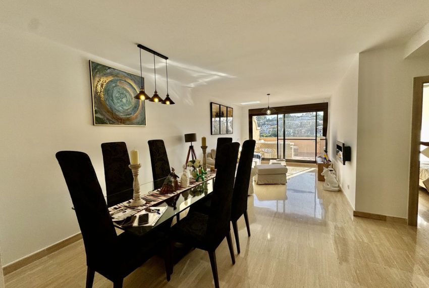 R4793149-Apartment-For-Sale-Estepona-Penthouse-2-Beds-132-Built-1