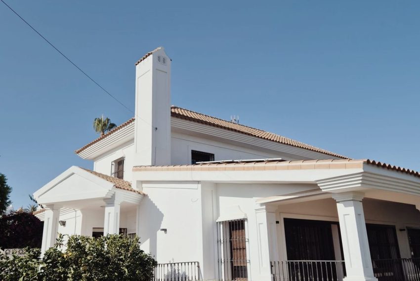 R4801684-Villa-For-Sale-San-Pedro-de-Alcantara-Detached-5-Beds-280-Built-1