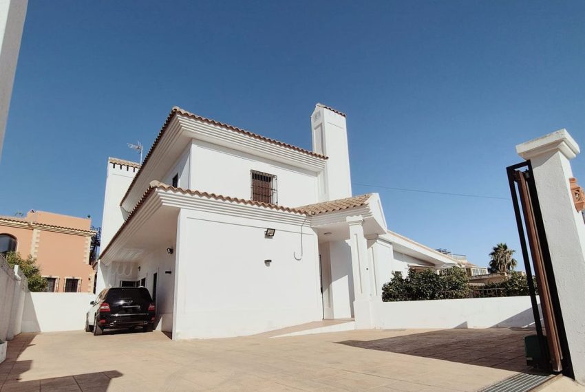 R4801684-Villa-For-Sale-San-Pedro-de-Alcantara-Detached-5-Beds-280-Built-3