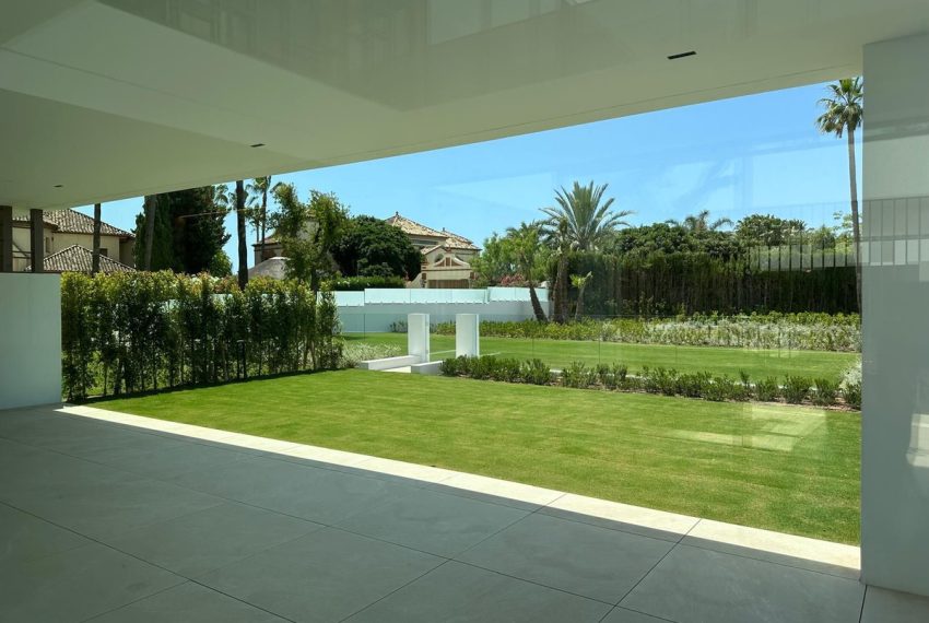 R4802086-Villa-For-Sale-Puerto-Banus-Semi-Detached-4-Beds-375-Built-4