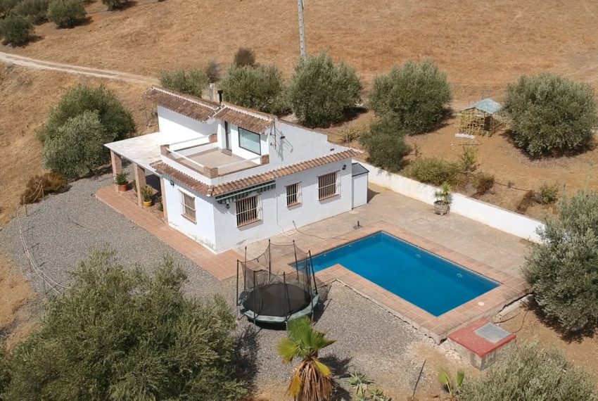 R4818751-Villa-For-Sale-Coin-Finca-3-Beds-88-Built