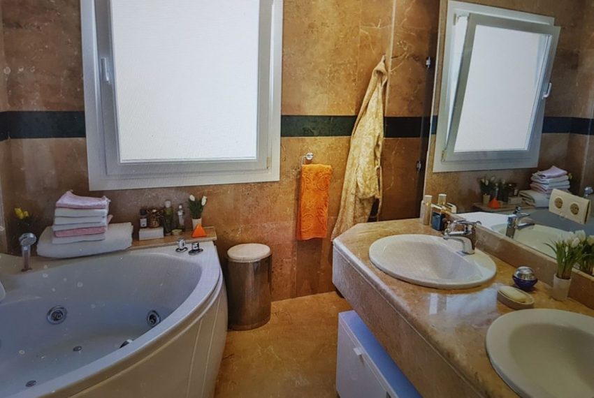 R4830133-Apartment-For-Sale-Nueva-Andalucia-Penthouse-3-Beds-246-Built-7