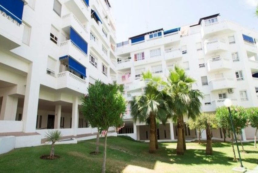 R4841098-Apartment-For-Sale-Nueva-Andalucia-Middle-Floor-4-Beds-128-Built-5