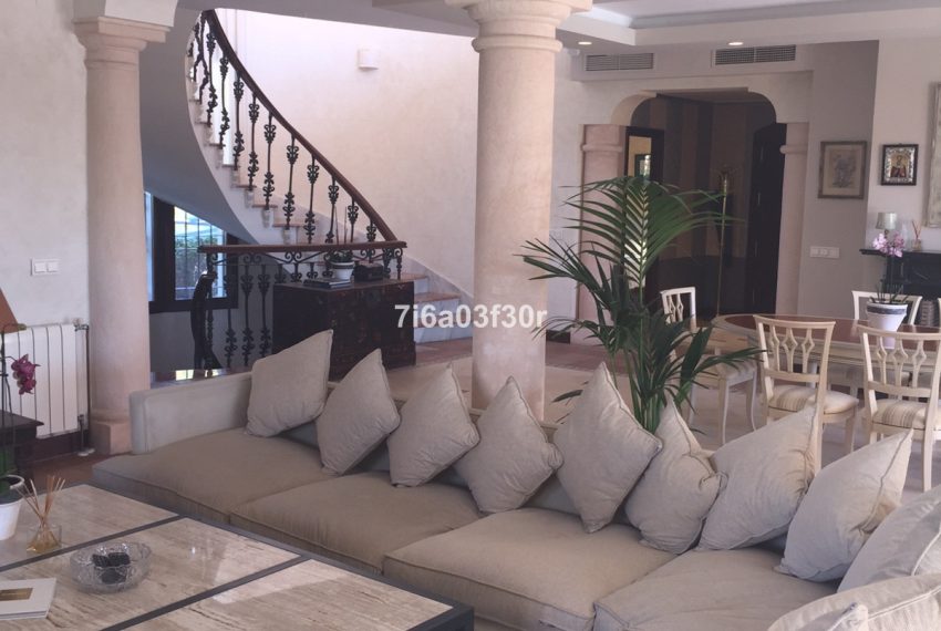 R2607917-Villa-For-Sale-Nueva-Andalucia-Detached-5-Beds-600-Built-19