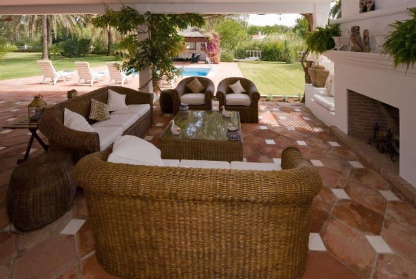 R2826065-Villa-For-Sale-Guadalmina-Baja-Detached-5-Beds-700-Built-5