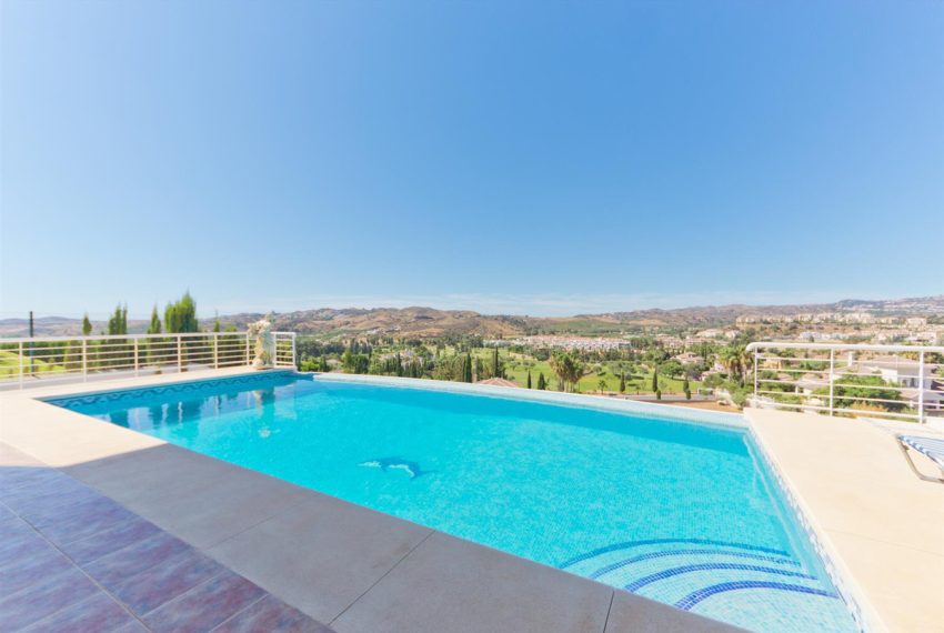 R2859926-Villa-For-Sale-Mijas-Golf-Detached-6-Beds-378-Built-1