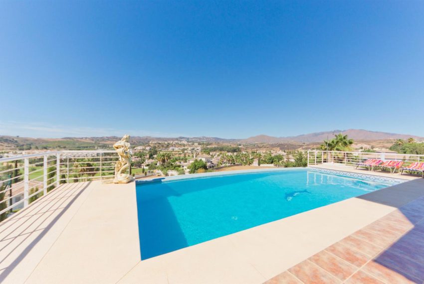 R2859926-Villa-For-Sale-Mijas-Golf-Detached-6-Beds-378-Built-19