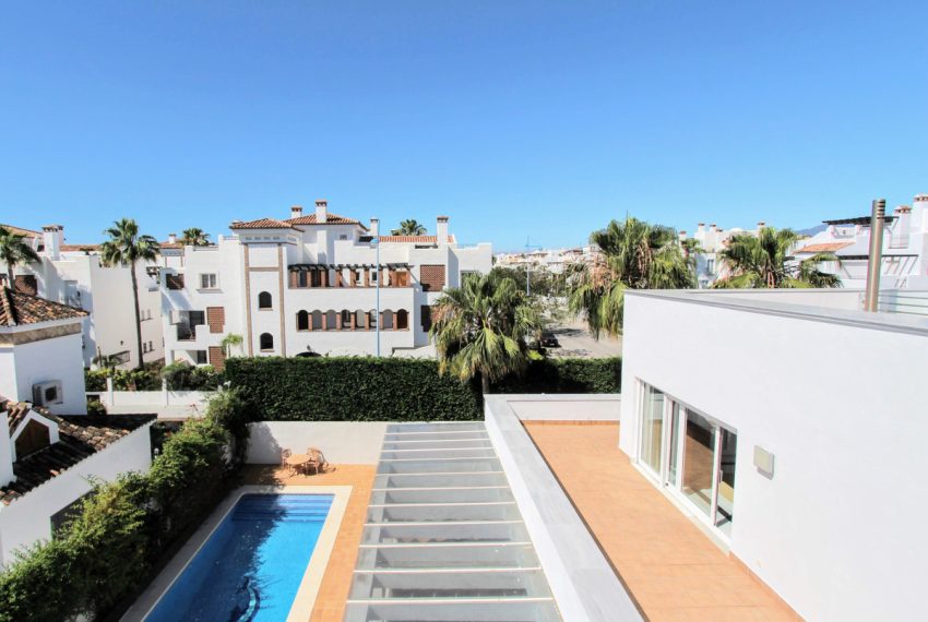 R3229714-Villa-For-Sale-San-Pedro-de-Alcantara-Detached-6-Beds-561-Built-13