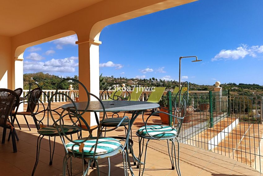 R3639662-Villa-For-Sale-Estepona-Finca-6-Beds-346-Built-3