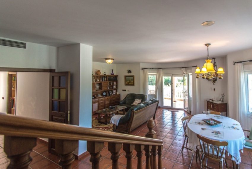 R3731638-Villa-For-Sale-Coin-Finca-4-Beds-426-Built-8