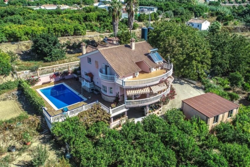 R3731638-Villa-For-Sale-Coin-Finca-4-Beds-426-Built