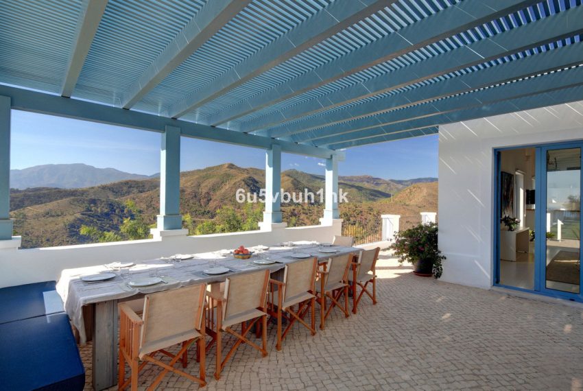 R3746326-Villa-For-Sale-Benahavis-Detached-5-Beds-682-Built-2