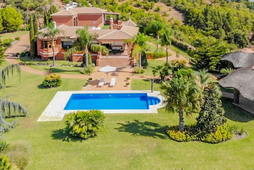 R3830236-Villa-For-Sale-Coin-Finca-8-Beds-1263-Built-1