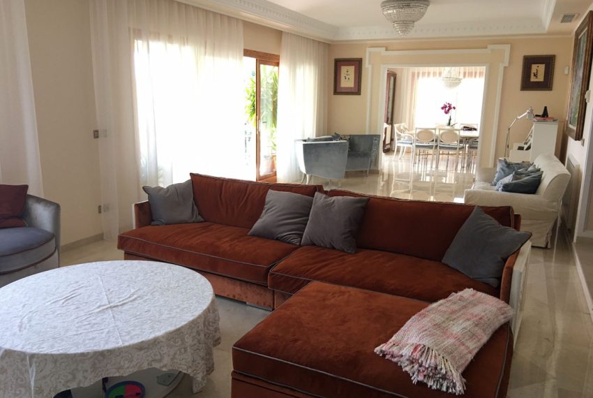 R4016974-Villa-For-Sale-Sierra-Blanca-Detached-5-Beds-668-Built-13