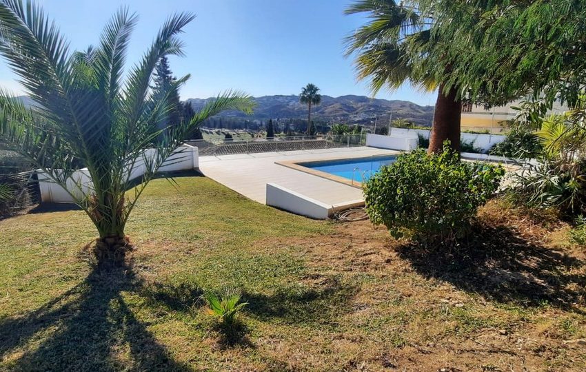 R4195516-Villa-For-Sale-Mijas-Golf-Detached-3-Beds-138-Built-1