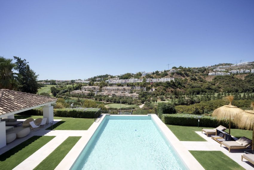 R4206793-Villa-For-Sale-Benahavis-Detached-7-Beds-700-Built-1