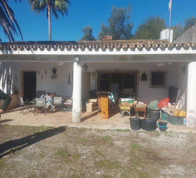 R4215340-Image 1-Finca - 2 Beds - 140 Built