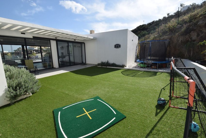 R4249441-Villa-For-Sale-La-Cala-Golf-Detached-4-Beds-252-Built-13