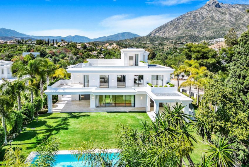 R4286461-Villa-For-Sale-Marbella-Detached-6-Beds-641-Built-7