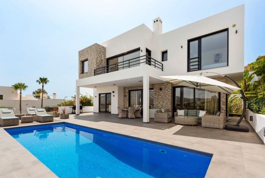 R4357033-Villa-For-Sale-La-Cala-Golf-Detached-4-Beds-303-Built-1